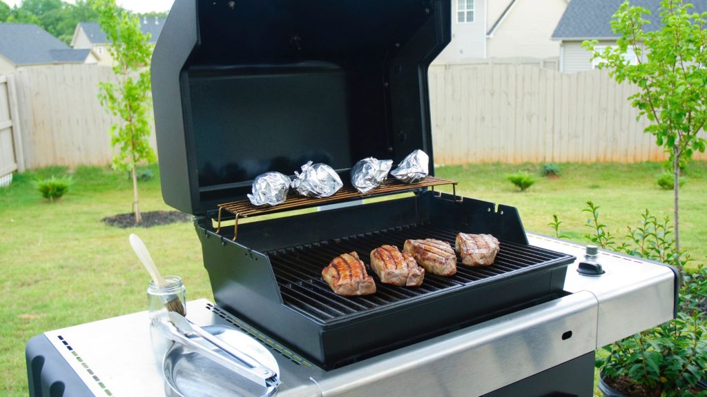 Best Natural Gas Grills Under $1000