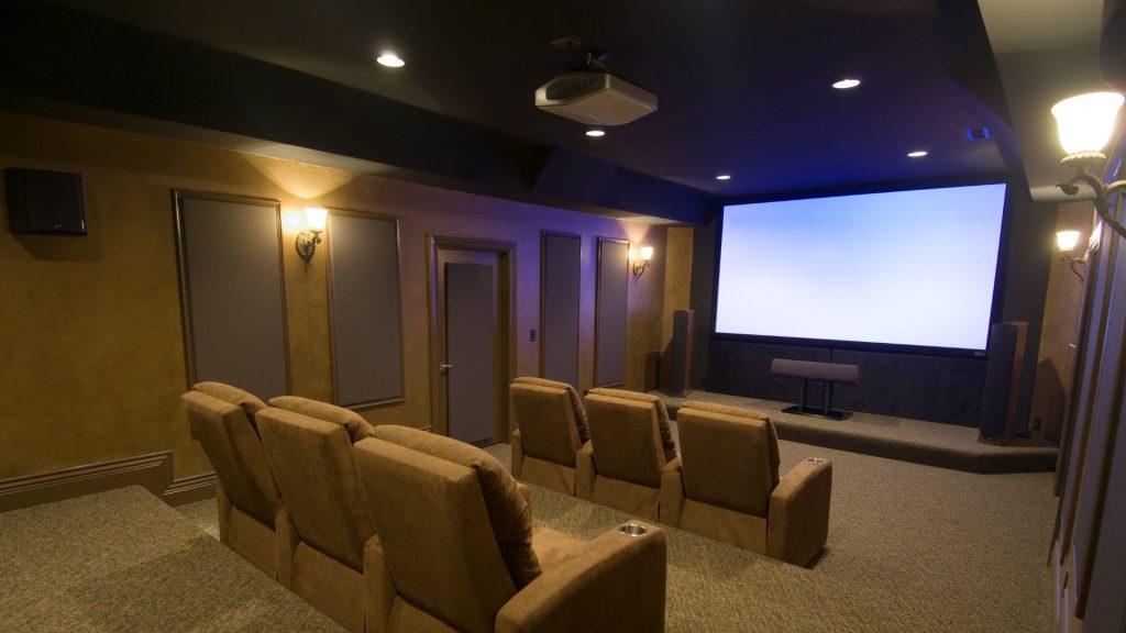 best home theater projector for under $1000