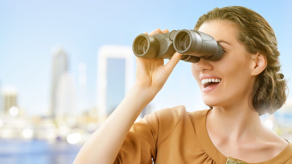 Best Binoculars Under $1000